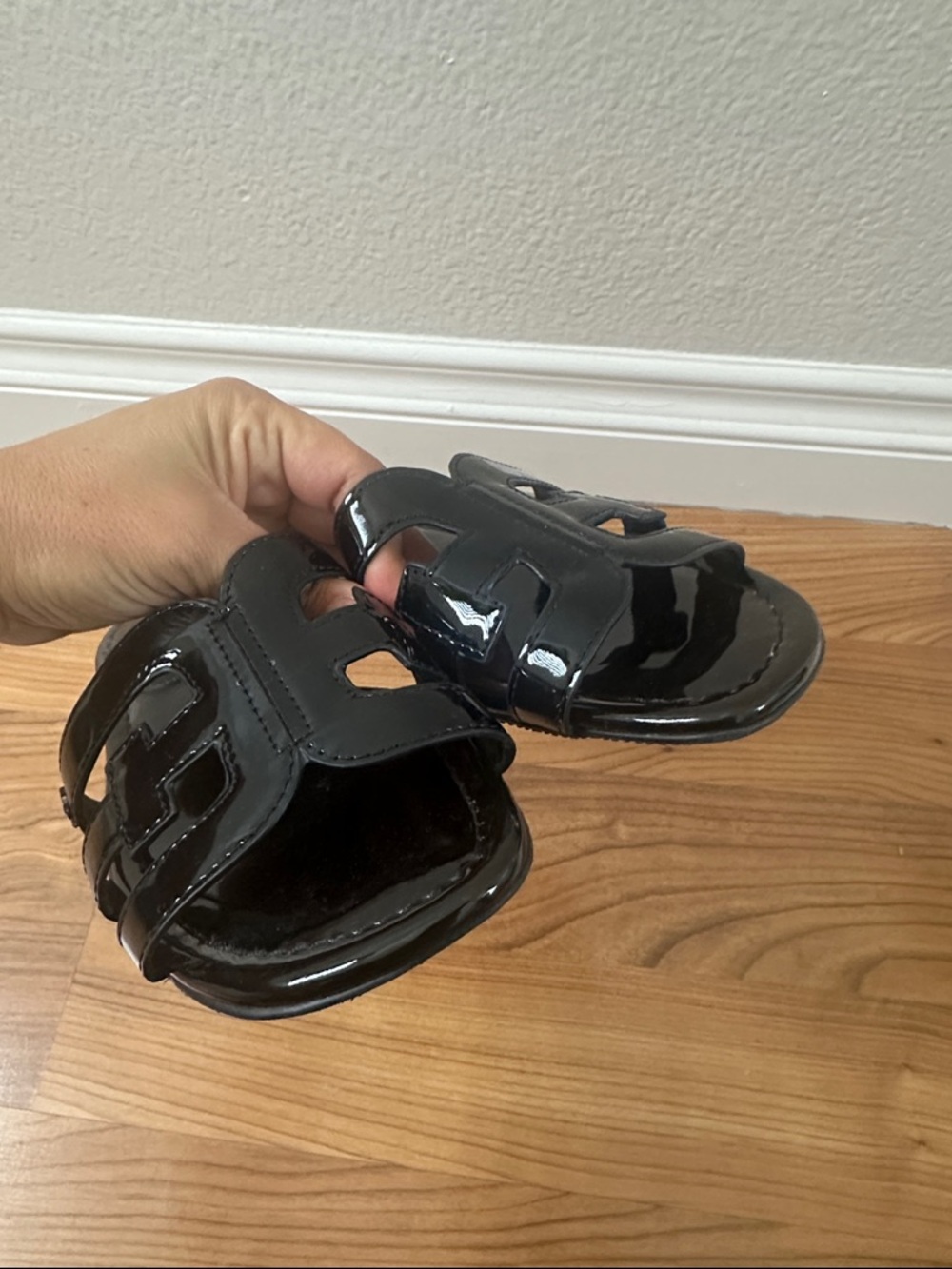 Sam Edelman Bay Cutout Slide Sanda 6.5 - Picture 7 of 7